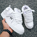 Tesla Lokal 02 Big Branco