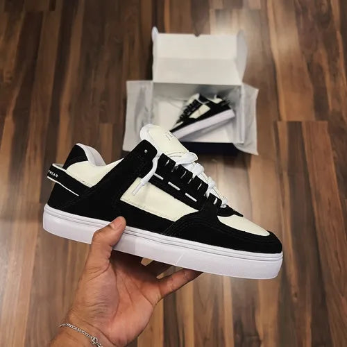 Tesla Coil Black White Blue UV