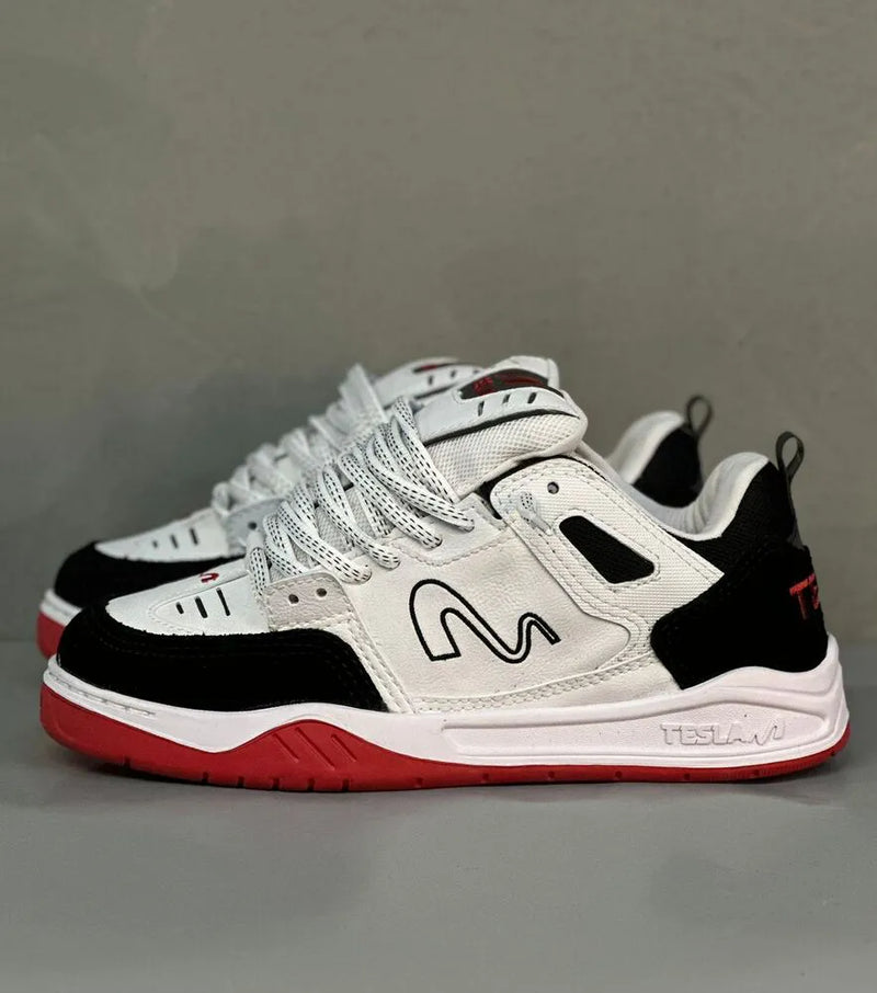 Tesla Nine Black White Red